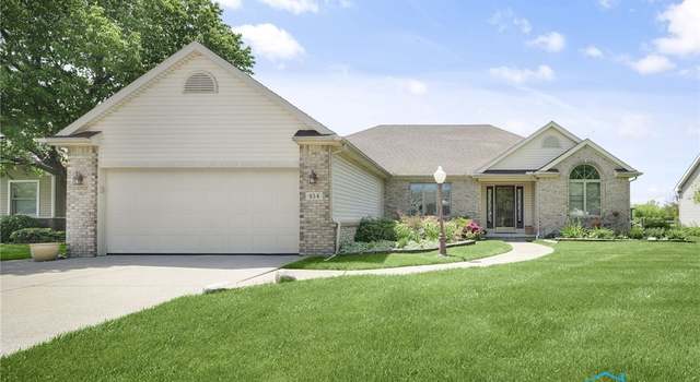 Photo of 934 Reynolds Cir, Oregon, OH 43616