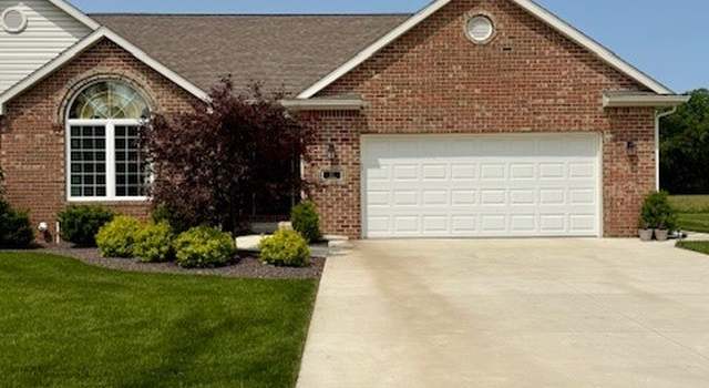 Photo of 17 Crabtree Ct, Swanton, OH 43558