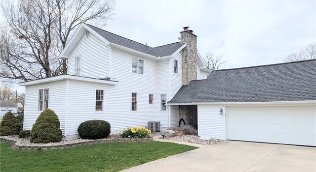 Photo of 313 E Lynn St, Edgerton, OH 43517