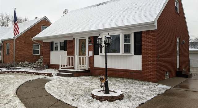 Photo of 2536 Cawdor Rd, Oregon, OH 43616