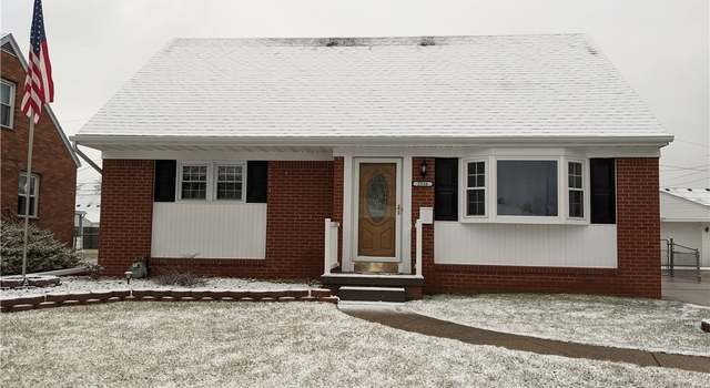 Photo of 2536 Cawdor Rd, Oregon, OH 43616