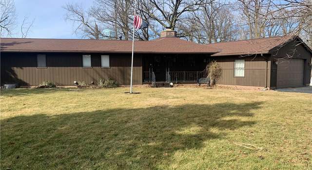 Photo of 330 S Stearns Ave, Deshler, OH 43516