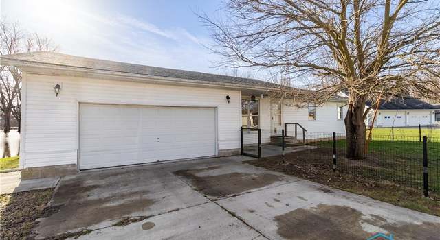 Photo of 188 Hiawatha Trl, Montpelier, OH 43543