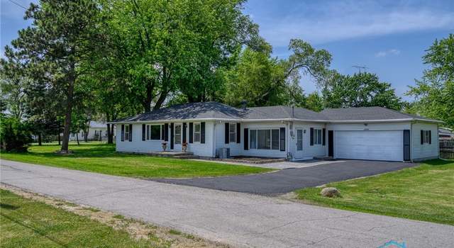Photo of 24509 Walnut St, Stony Ridge, OH 43463