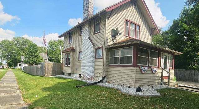 Photo of 336 N Cherry St, Bryan, OH 43506