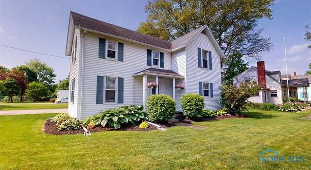 Photo of 215 Lynn St, Lindsey, OH 43469
