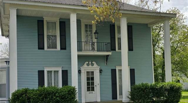 Photo of 306 E Maple St, Liberty Center, OH 43532