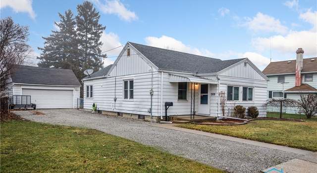 Photo of 209 E Indiana Ave, Maumee, OH 43537