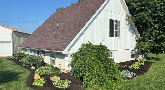 Photo of 401 N Summit St, Edon, OH 43518