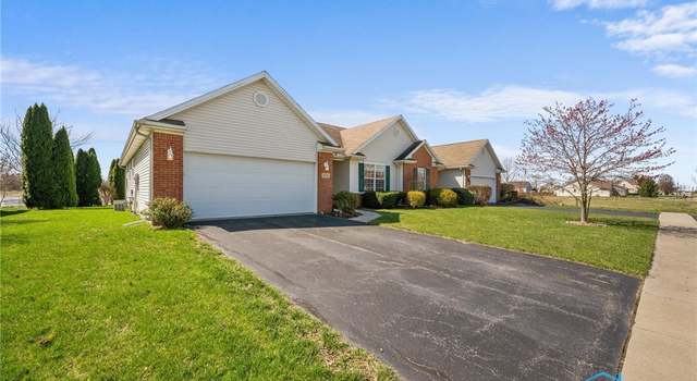 Photo of 216 E Greenwood Dr, Haskins, OH 43525