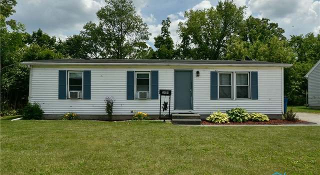 Photo of 1454 Dixon Dr, Sandusky, OH 44870