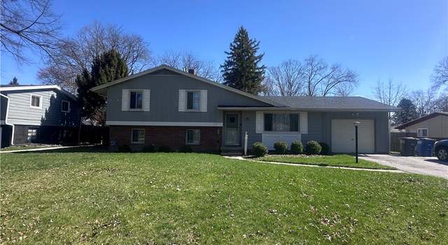 Photo of 2257 Greenlawn Dr, Toledo, OH 43614