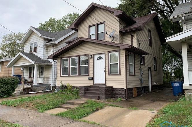 2020 Airline Ave, Toledo, OH 43609 | MLS# 6045094 | Redfin