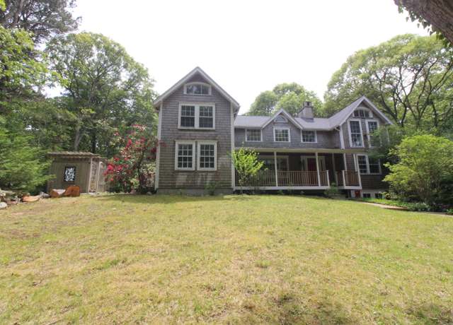 Property at 58 Weaver Ct, Vineyard Haven, MA 02568, 4 beds, 3 baths