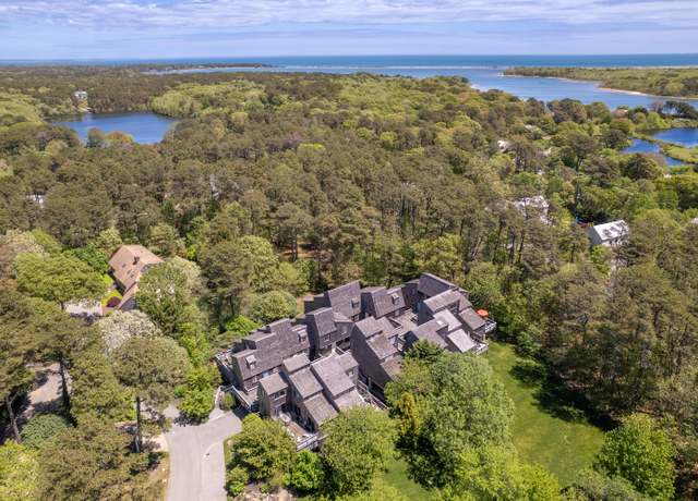 Property at 4 Quail Run Unit 7, Oak Bluffs, MA 02557, 2 beds, 1.5 baths