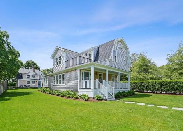 Property at 36 Tashmoo Ave, Vineyard Haven, MA 02568, 4 beds, 3 baths