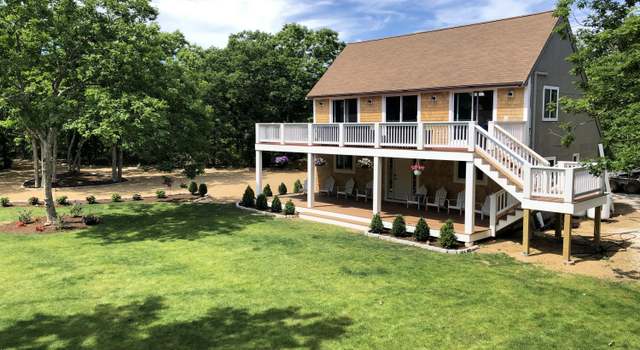 Photo of 108 Charles Neck Way, West Tisbury, MA 02575
