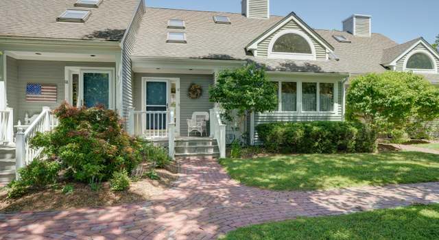 Photo of 17 Meetinghouse Village Way, Edgartown, MA 02539