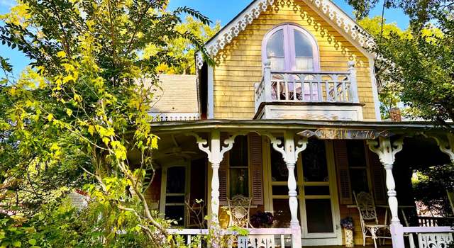 Photo of 51 Rural Cir, Oak Bluffs, MA 02557