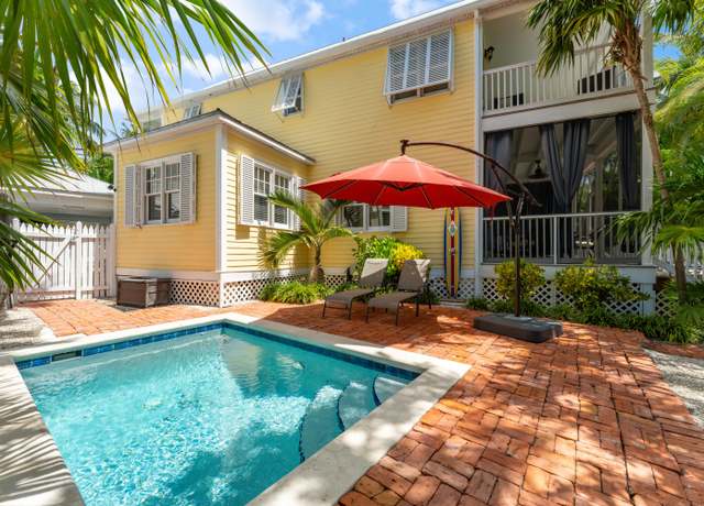 Property at 247 Golf Club Dr, Key West, FL 33040, 3 beds, 2.5 baths