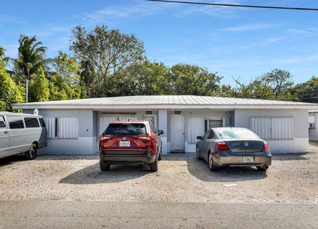 Property at 452 50Th St, Marathon, FL 33050, 4 beds, 2 baths