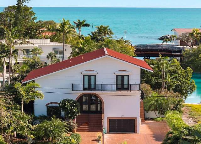 Property at 156 S Indies Dr, Duck Key, FL 33050, 4 beds, 3.5 baths