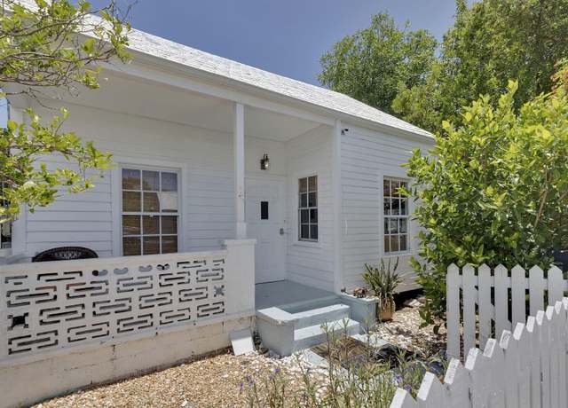 Property at 206 Truman Ave, Key West, FL 33040, 4 beds, 1 bath