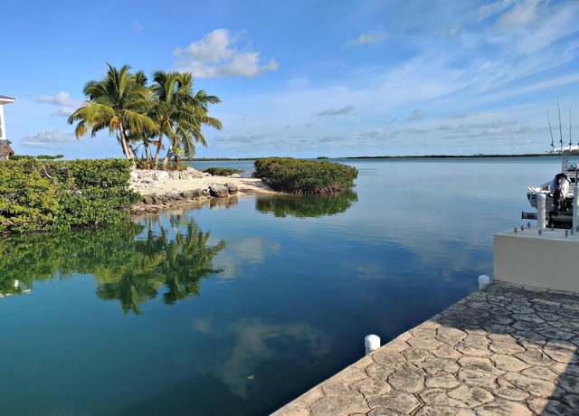 Property at 1 Palmetto Dr, Big Coppitt, FL 33040