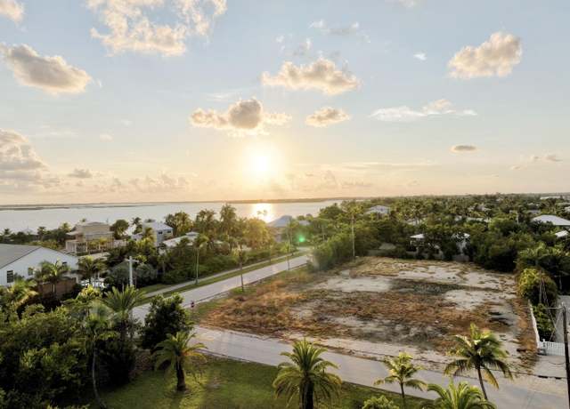 Property at 17215 Keystone Rd, Sugarloaf Key, FL 33042