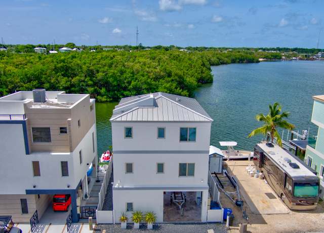 Property at 325 Calusa St #231, Key Largo, FL 33037, 3 beds, 3 baths