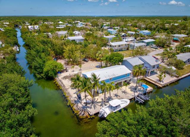 Property at 29012 Bigonia Dr, Big Pine Key, FL 33043, 2 beds, 2 baths