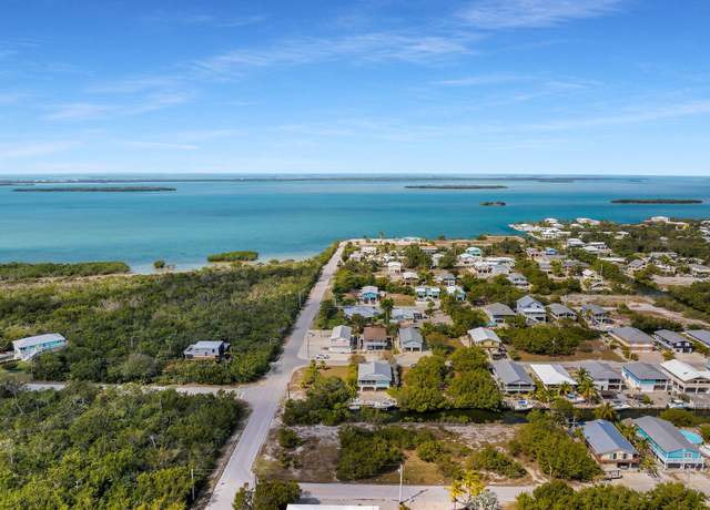 Property at 3611 South Seas St, Big Pine Key, FL 33043, 3 beds, 2 baths