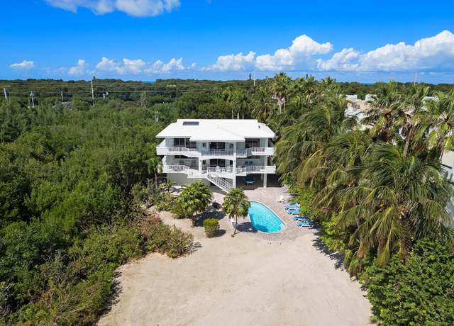 Property at 87445 Old Hwy, Plantation Key, FL 33036, 5 beds, 4 baths