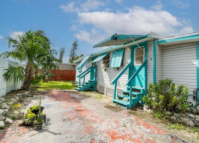 Property at 1415 Ocean Ter, Marathon, FL 33050, 2 beds, 2 baths