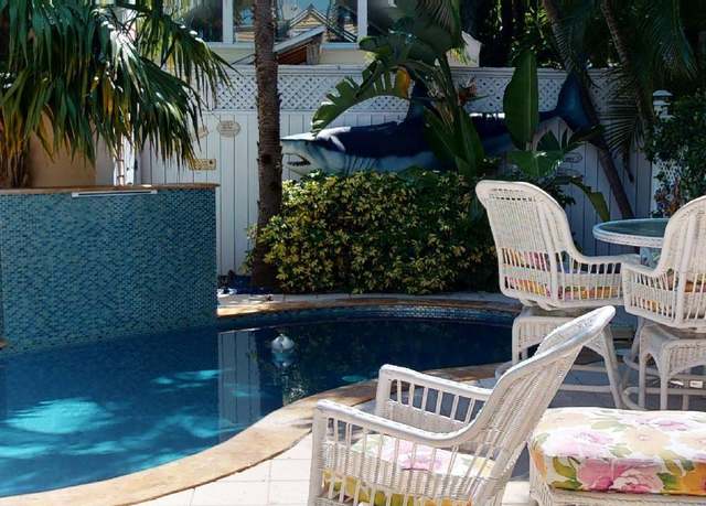 Property at 318 Margaret St, Key West, FL 33040, 2 beds, 2 baths