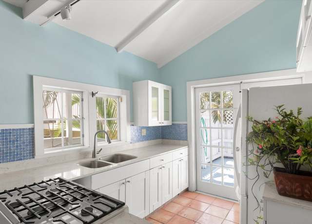 Property at 1500 Seminary St Unit 5A, Key West, FL 33040, 1 bed, 1 bath