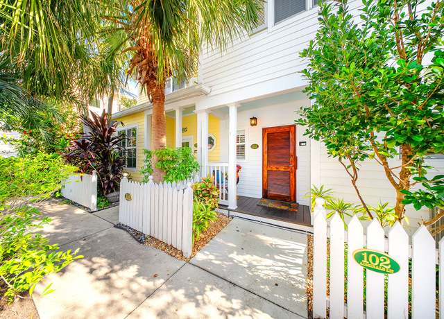 Property at 102 Admirals Ln, Key West, FL 33040, 4 beds, 3.5 baths