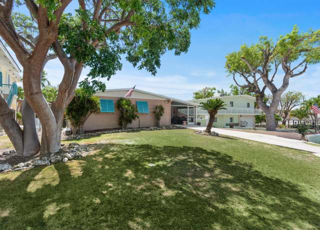 Property at 412 3Rd St, Key Largo, FL 33037, 3 beds, 2 baths