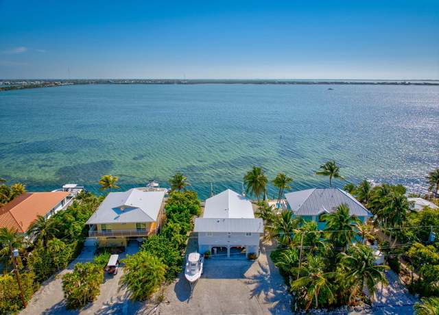 Property at 237 La Fitte Rd, Little Torch Key, FL 33042, 2 beds, 1 bath