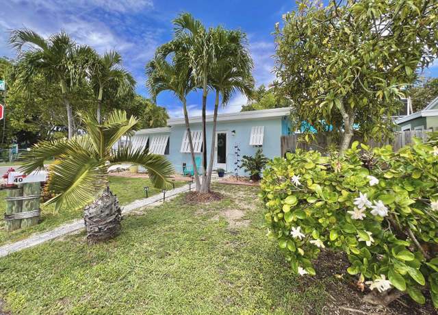 Property at 40 Pirates Dr, Key Largo, FL 33037, 1 bed, 1 bath