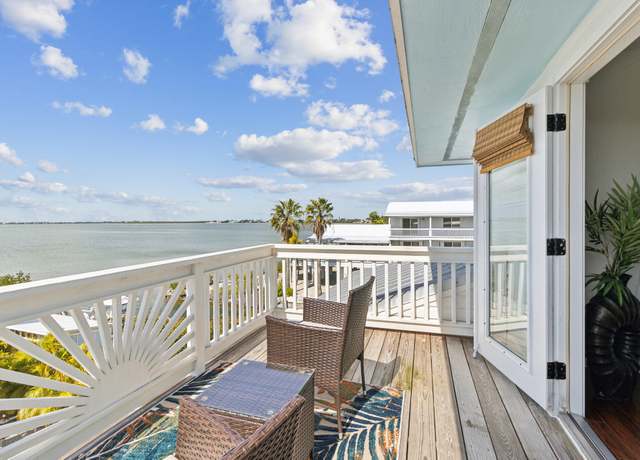 Property at 22925 John Avery Ln, Summerland Key, FL 33042, 4 beds, 4 baths