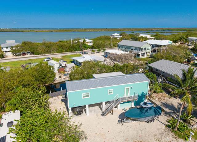 Property at 640 Carolyn Ave, Little Torch Key, FL 33042, 2 beds, 2 baths