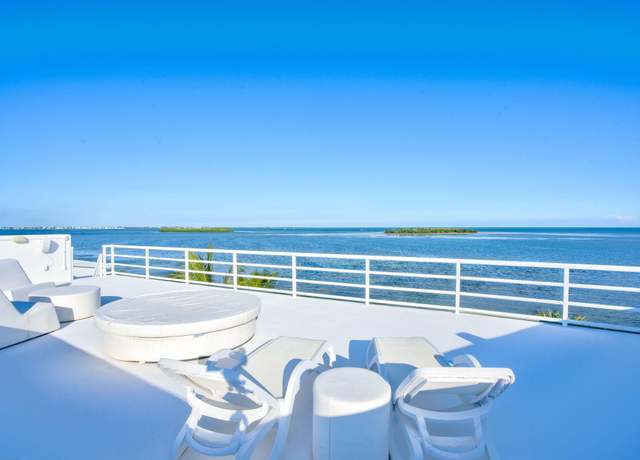 Property at 1083 Labat Ln, Cudjoe Key, FL 33042, 3 beds, 3 baths