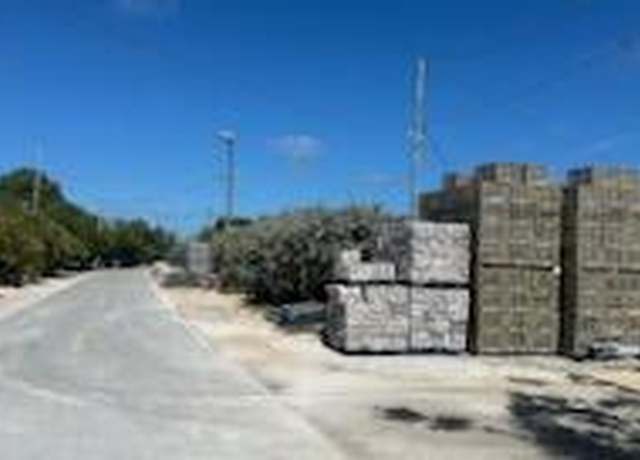 Property at 29557 Geraldine St, Big Pine Key, FL 33043
