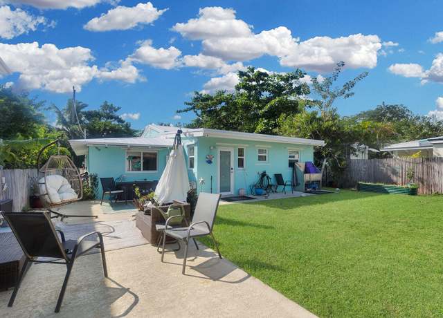 Property at 462 Sunset Dr, Key Largo, FL 33037, 2 beds, 2 baths