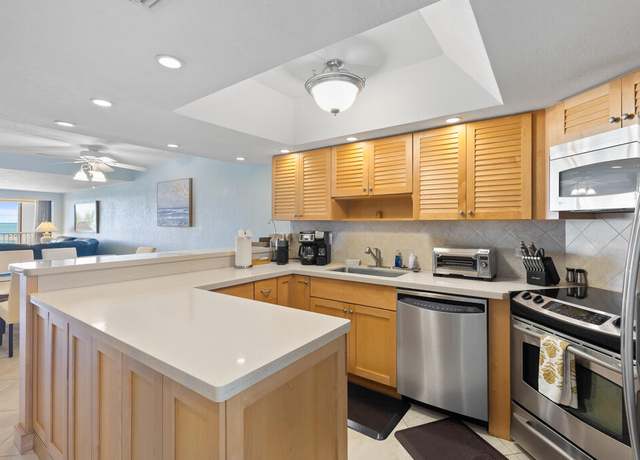 Property at 1133 W Ocean Dr #7, Key Colony, FL 33051, 3 beds, 3 baths