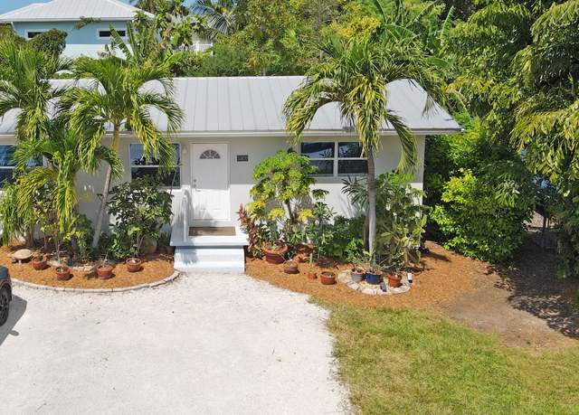 Property at 10870 7Th Avenue Gulf, Marathon, FL 33050, 2 beds, 1 bath