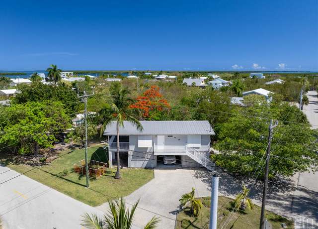 Property at 3806 Dyer Rd, Big Pine Key, FL 33043, 2 beds, 2 baths