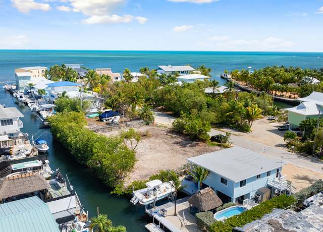 Property at 66 Seagate Blvd, Key Largo, FL 33037, 2 beds, 2 baths