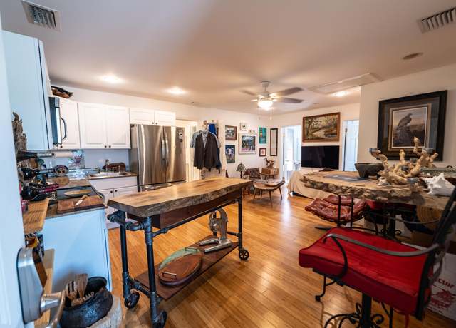 Property at 1124 Catherine St #202, Key West, FL 33040, 2 beds, 1 bath